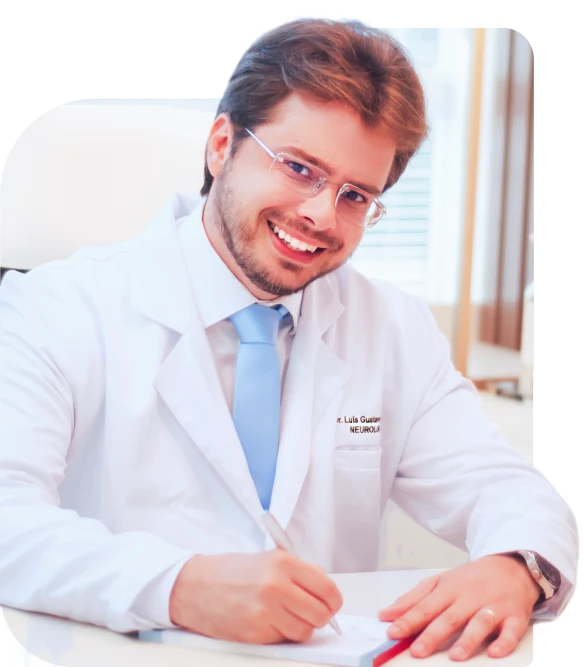 Dr. Luís Gustavo Correia em atendimento